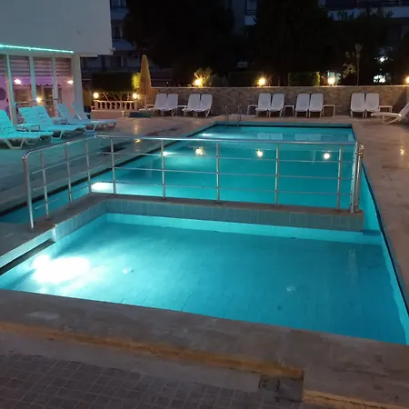 Отель Altinersan 3*